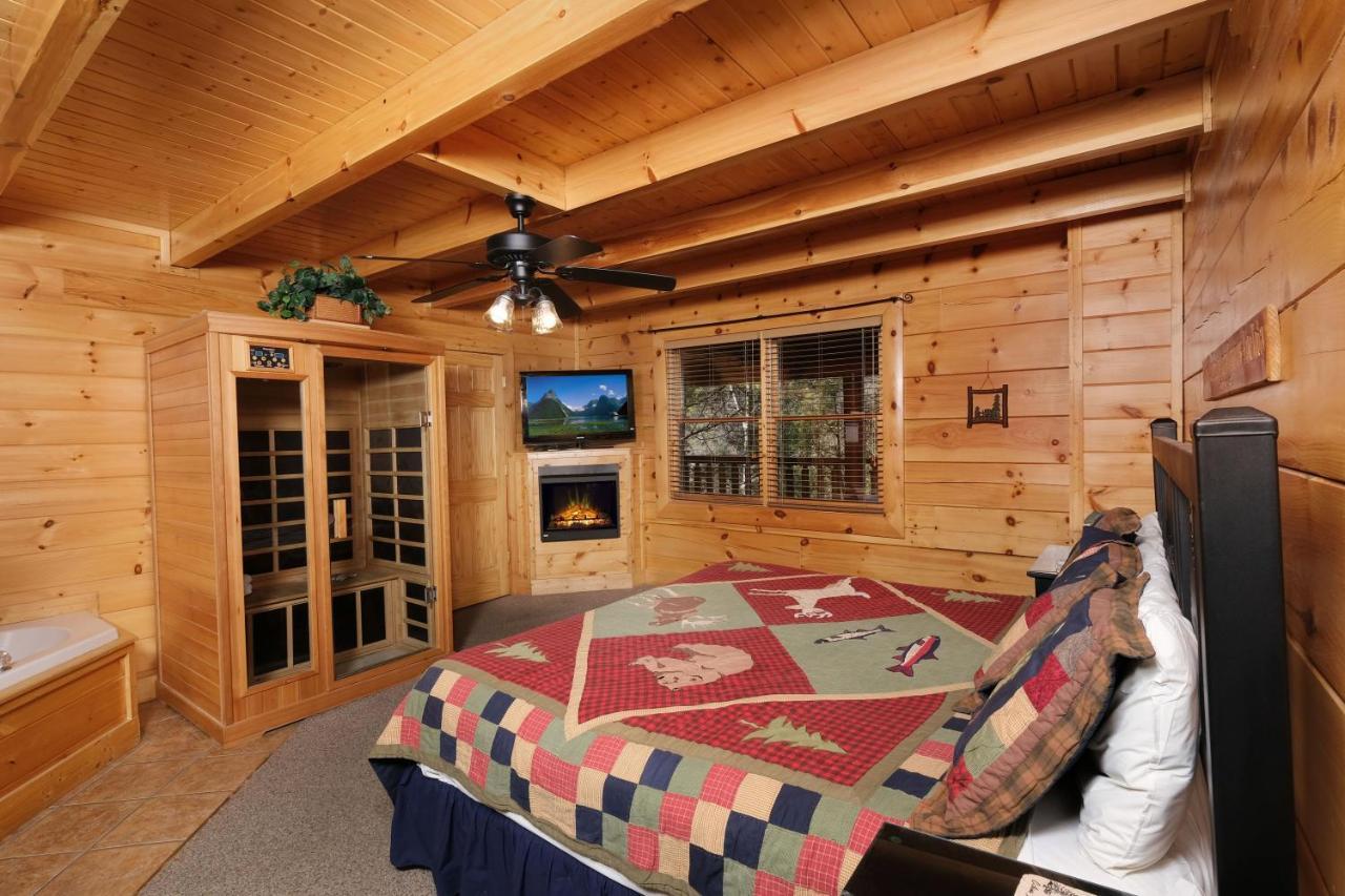 A Bear Creek Crib Pigeon Forge Exterior photo