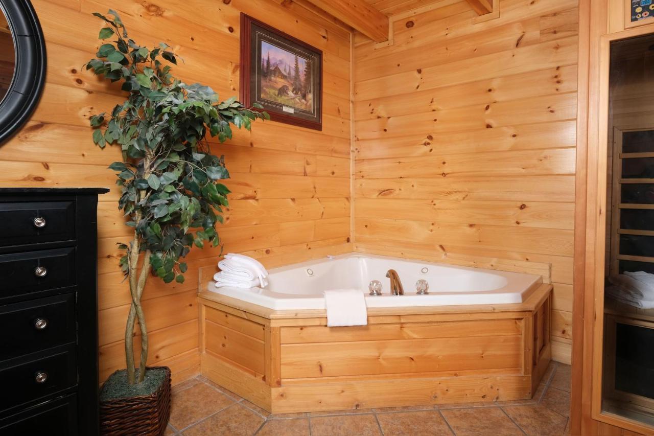 A Bear Creek Crib Pigeon Forge Exterior photo