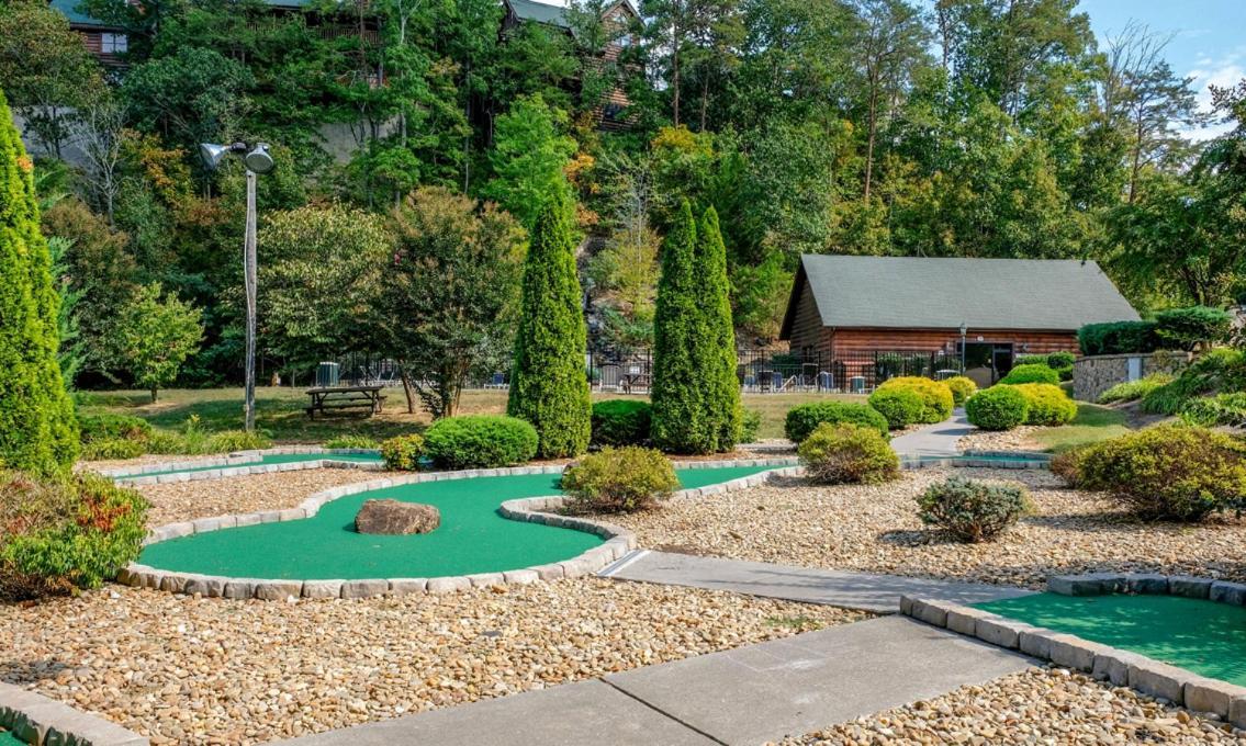A Bear Creek Crib Pigeon Forge Exterior photo